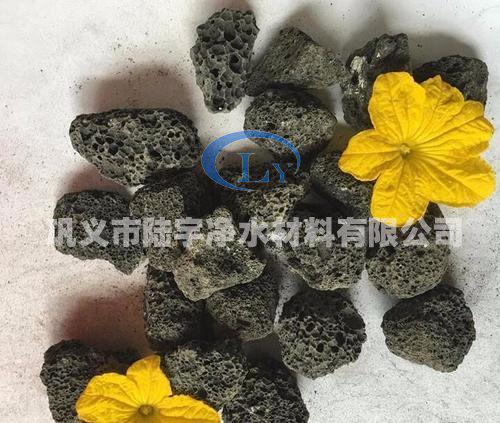 <a href='http://hkpiguatongbei.com' target='_blank'><u>火山巖</u></a>濾料